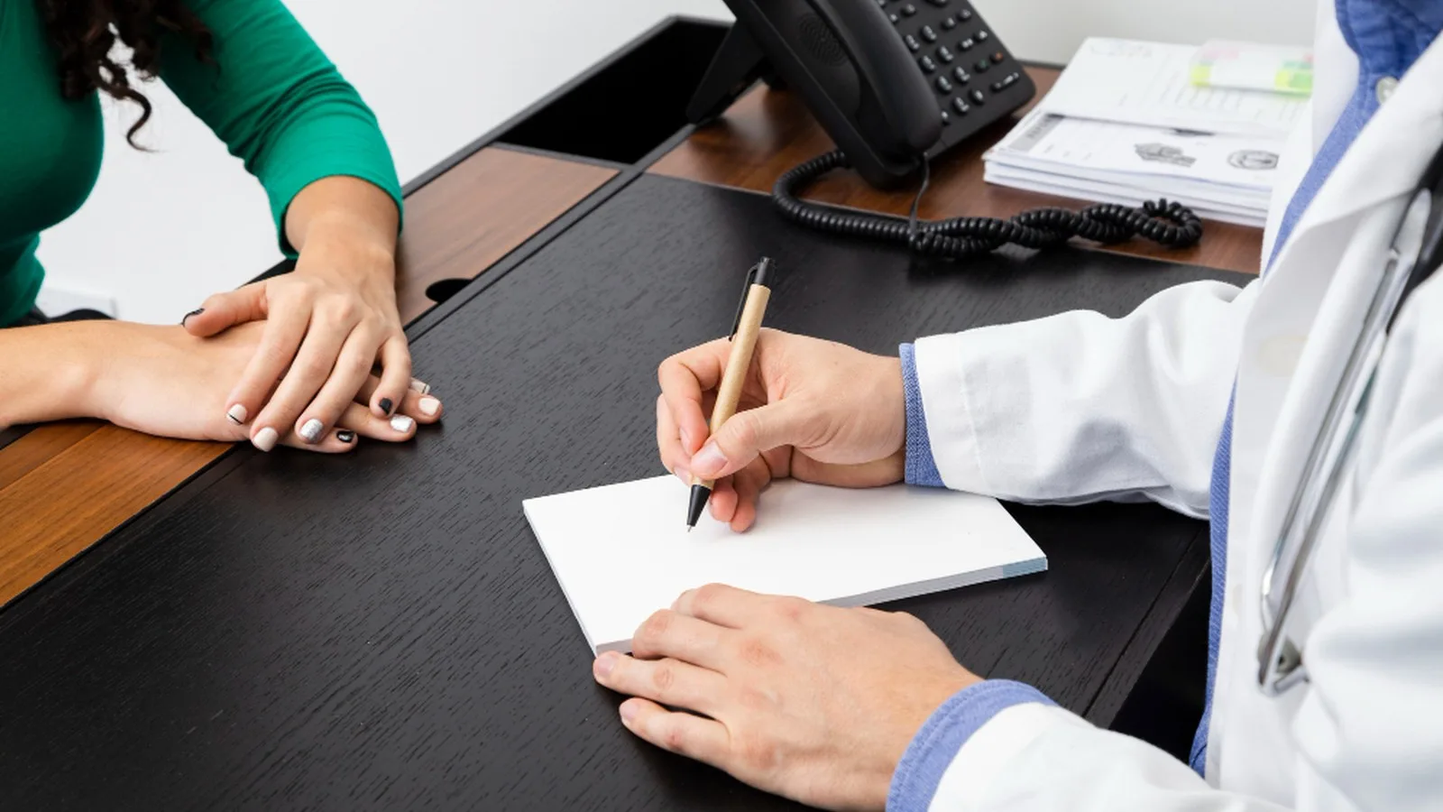 ¿Qué médico trata la hipoglucemia?